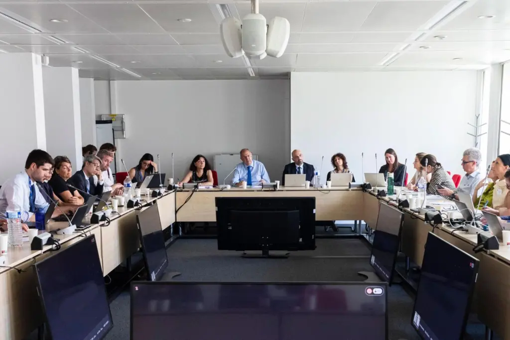 The image shows attendees at the implementation dialogue on maritime spatial planning (MSP)