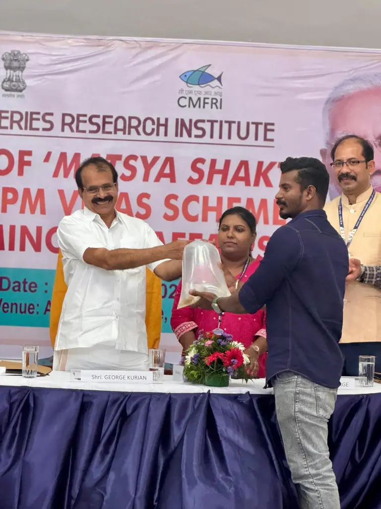Members of CMFRI launching the ‘Matsya Shakthi’ project