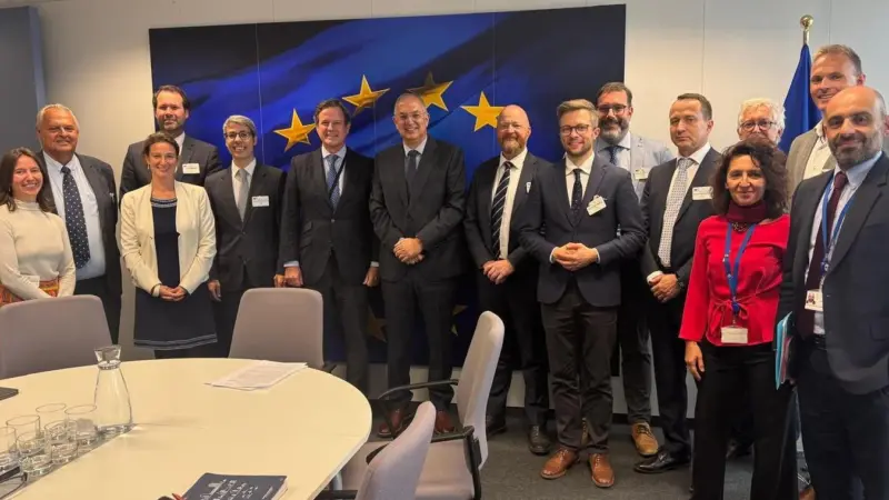 A picture of the attendees at the Europêche meeting with 12 EU Member States