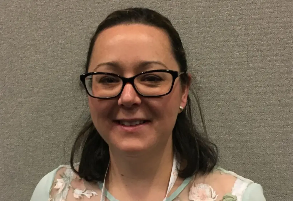 Dr Tracy White