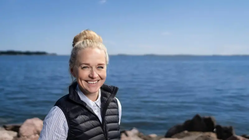 Hailia CEO Michaela Lindstrom by the sea